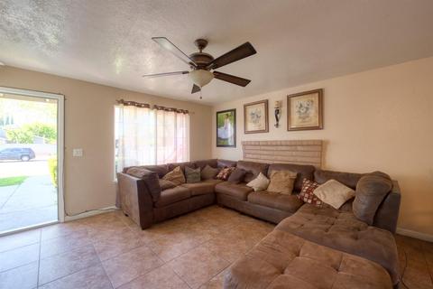 612 Lorelei Ln, Patterson, CA 95363 photo 3