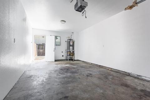 1912 Floyd Ave, Modesto, CA 95355 photo 43