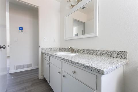 1912 Floyd Ave, Modesto, CA 95355 photo 18