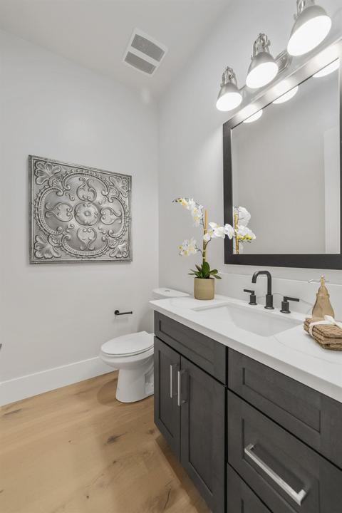 8847 Phoenix Ave, Fair Oaks, CA 95628 photo 24
