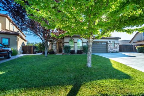 2558 Strawberry Patch Way, Manteca, CA 95336 photo 3