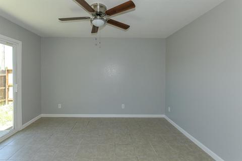 2523 Glen, Merced, CA 95340 photo 70
