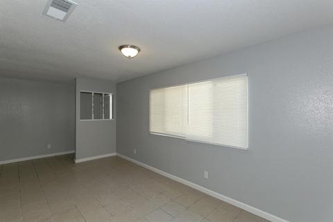 2523 Glen, Merced, CA 95340 photo 41
