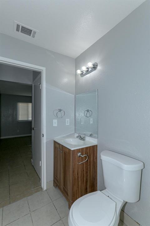 2523 Glen, Merced, CA 95340 photo 76