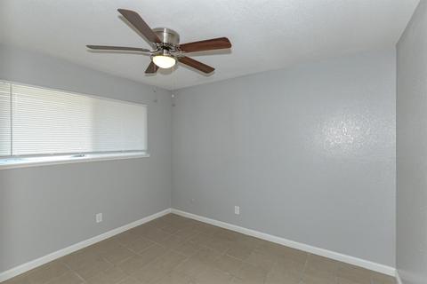 2523 Glen, Merced, CA 95340 photo 51