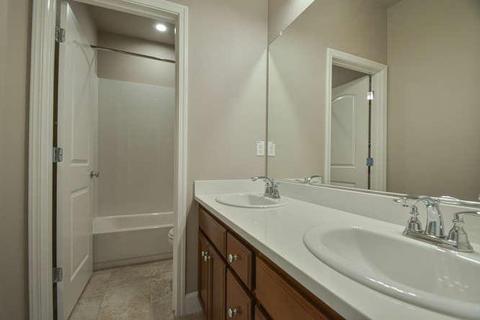 1931 Coit St, Manteca, CA 95337 photo 8