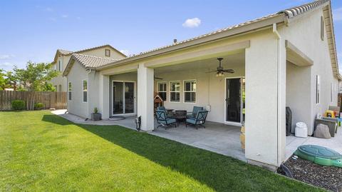 1079 Harvest Mill Dr, Manteca, CA 95336 photo 8