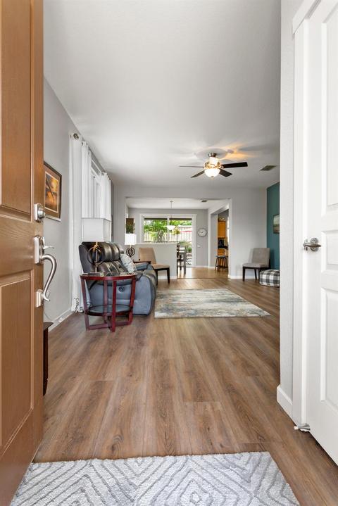2426 Longspur Loop, Lincoln, CA 95648 photo 9