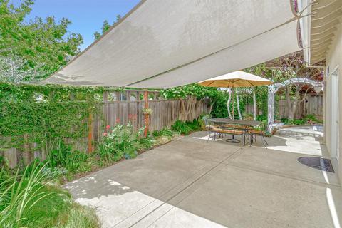 1392 Via Colonna, Davis, CA 95618 photo 25