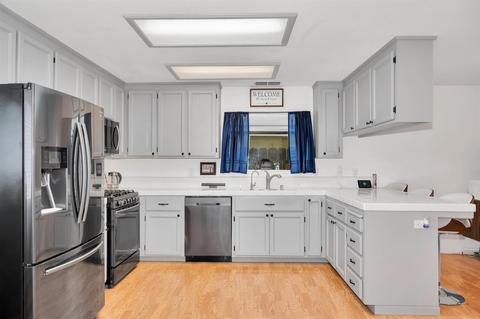 554 Inaudi Ct, Patterson, CA 95363 photo 8