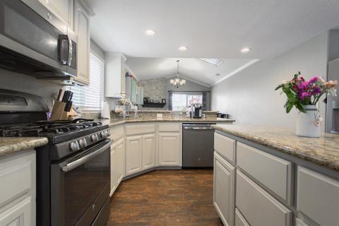 2633 Beatrice Ln, Modesto, CA 95355 photo 15