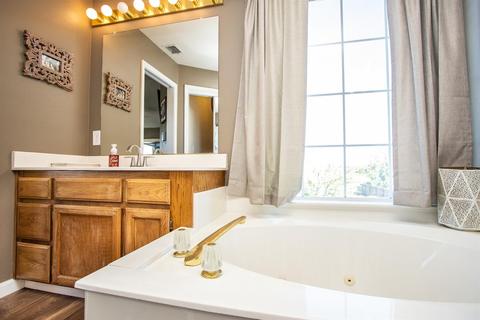 1734 Huntmaster Dr, Hughson, CA 95326 photo 46