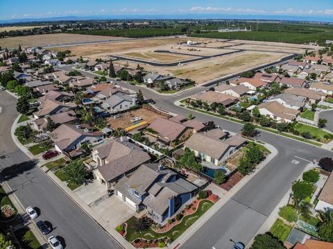 1734 Huntmaster Dr, Hughson, CA 95326 photo 8