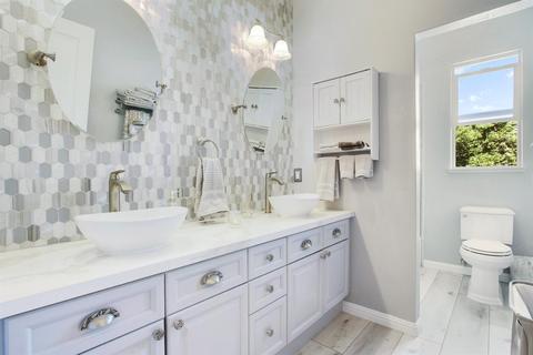 4004 Corte Bella, Modesto, CA 95356 photo 12