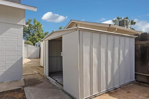 2056 Lance St, Modesto, CA 95354 photo 31