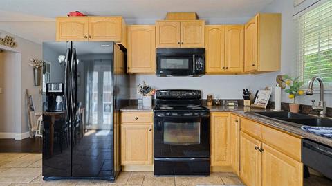 609 N N Hickory, Tracy, CA 95376 photo 22