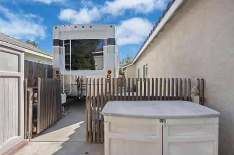 1027 Zumstein Dr, Ripon, CA 95366 photo 39