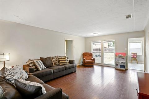 302 N Conejo, Modesto, CA 95354 photo 8