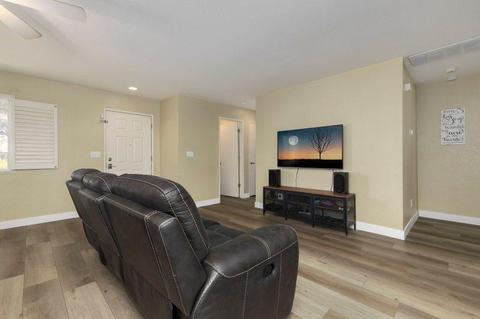 4233 Aubergine Way, Mather, CA 95655 photo 6