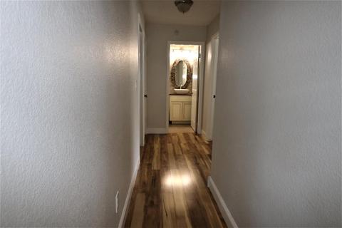 321 Crowley Dr, Turlock, CA 95382 photo 14