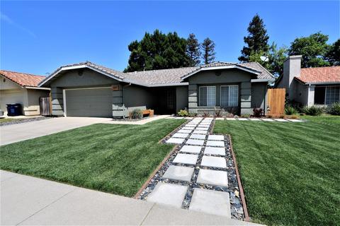 321 Crowley Dr, Turlock, CA 95382 photo 2