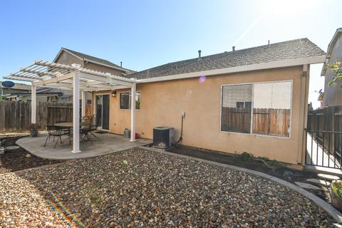 472 N Walnut Ave, Manteca, CA 95336 photo 37