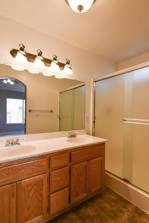 472 N Walnut Ave, Manteca, CA 95336 photo 35