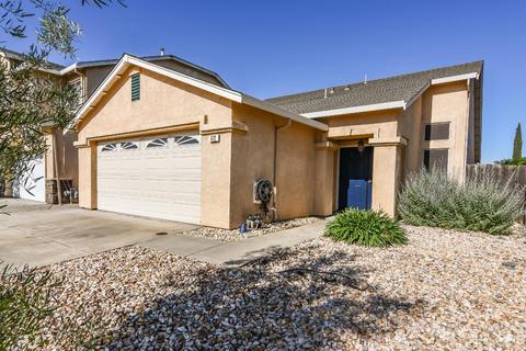 472 N Walnut Ave, Manteca, CA 95336 photo 2