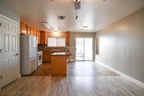 472 N Walnut Ave, Manteca, CA 95336 photo 9