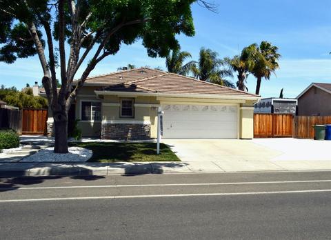 1237 Shearwater Dr, Patterson, CA 95363 photo 1