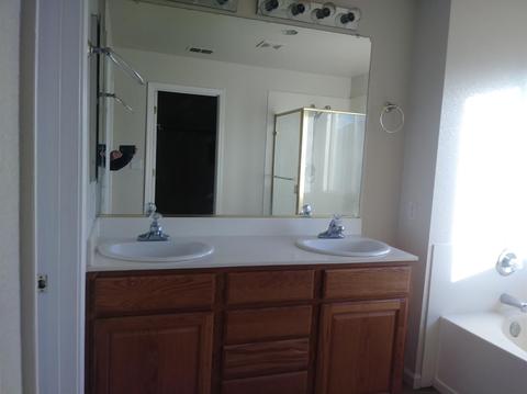 2432 Donatello, Manteca, CA 95337 photo 8
