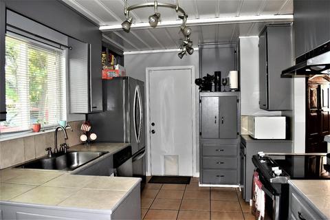 1234 Chehalem Dr, Modesto, CA 95350 photo 6