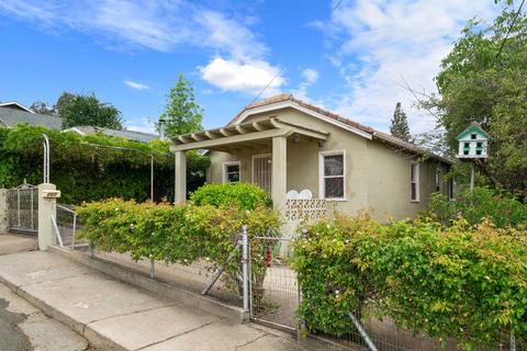 207 Hoffman, Jackson, CA 95642 photo 2