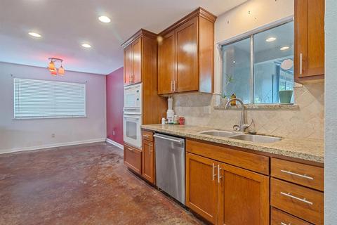 1141 Lillian Dr, Modesto, CA 95355 photo 11