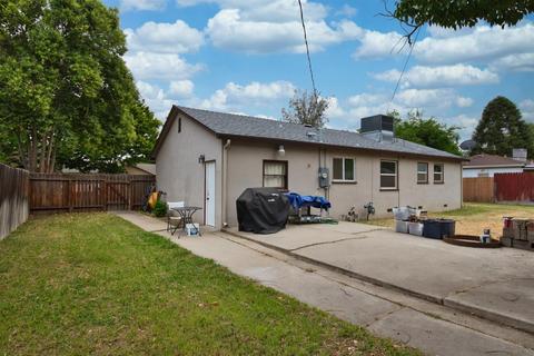 1705 Opal Ave, Modesto, CA 95350 photo 17