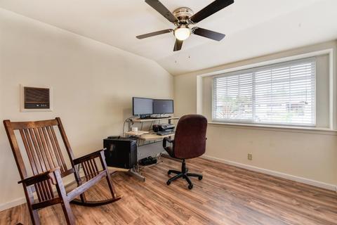 5606 Kiva Dr, Carmichael, CA 95608 photo 21