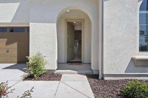 2129 Artistry Dr, Modesto, CA 95357 photo 4