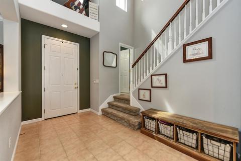 913 Courtyards Loop, Lincoln, CA 95648 photo 6