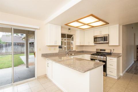 1916 Nutmeg Ct, Modesto, CA 95350 photo 10