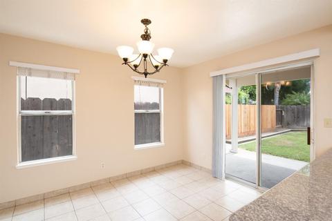 1916 Nutmeg Ct, Modesto, CA 95350 photo 12