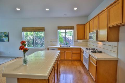2547 Hepworth Dr, Davis, CA 95618 photo 12