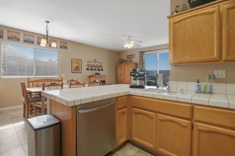 930 Bateman Ct, Galt, CA 95632 photo 11