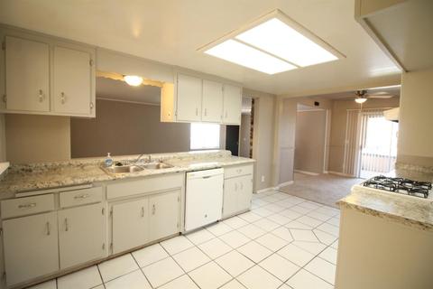 111 Rose Ln, Manteca, CA 95337 photo 10
