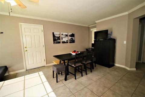 1924 Cobblestone Mnr, Modesto, CA 95355 photo 14