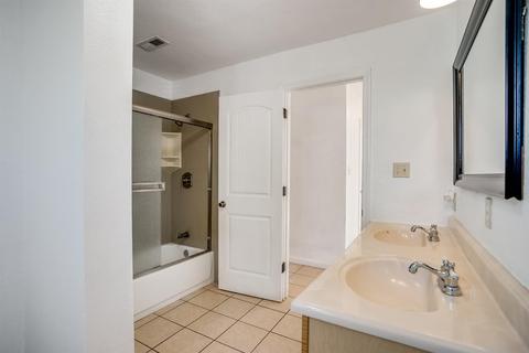 1910 Muncy Dr, Modesto, CA 95350 photo 14