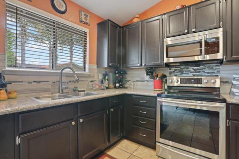 1437 Ridlon Ln, Ceres, CA 95307 photo 12