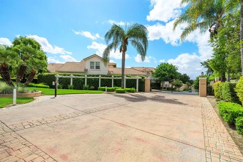 1500 Scenic Dr #8, Modesto, CA 95355 photo 2