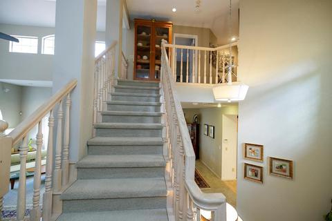 1500 Scenic Dr #8, Modesto, CA 95355 photo 36