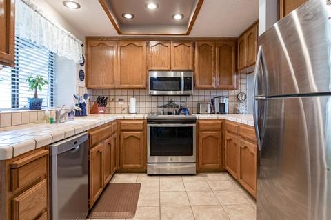 1805 Pinecrest Ln, Modesto, CA 95355 photo 11