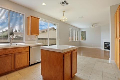 1874 Rail St, Manteca, CA 95337 photo 13